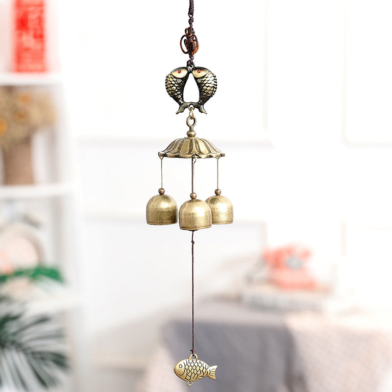 Wholesale Mascot Beckoning Cat Gossip Metal Wind Chimes